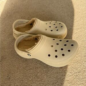 Women’s fleece lined crocs